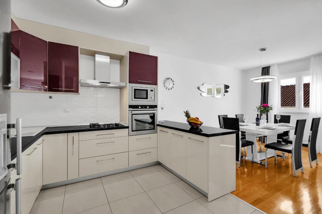 Apartman Linea Makarska Exterior foto
